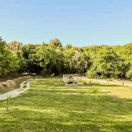 شقة Oasis Acropolis With Parking Next To Center *