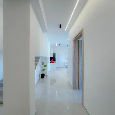 Oasis Acropolis Next To Center * Serres