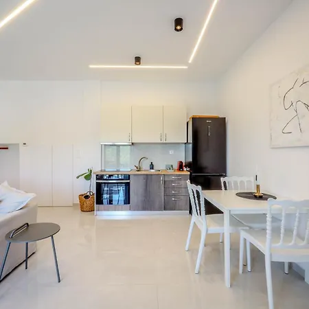Apartament Oasis Acropolis Serres Parking Ev Next To Center