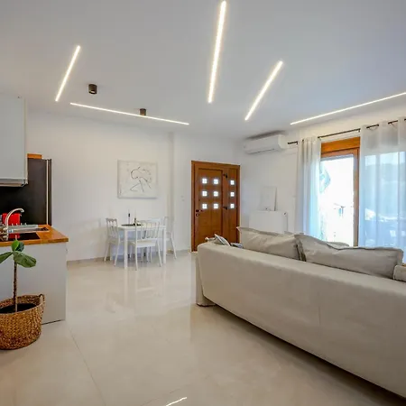 Apartment Oasis Acropolis With Parking Next To Center Serres