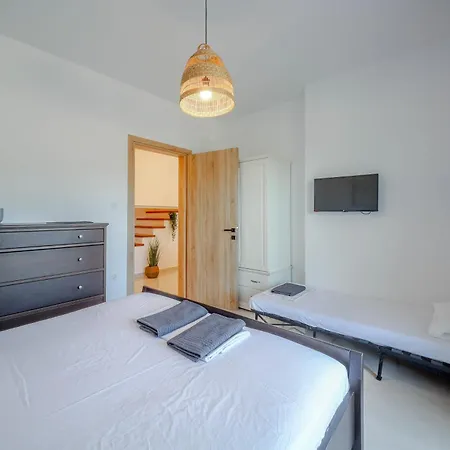 Oasis Acropolis With Parking Next To Center Apartmán *