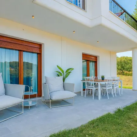 Apartament Oasis Acropolis Serres Parking Ev Next To Center Serres