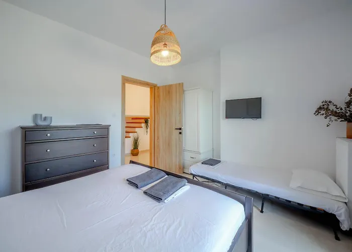 Oasis Acropolis With Parking Next To Center Apartamento *