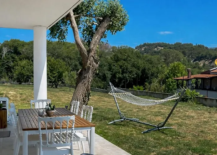 Oasis Acropolis With Parking Next To Center Serres